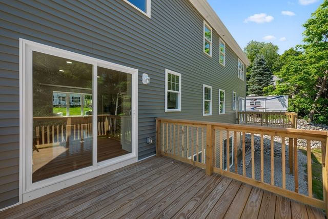 93 Brown St B, Leicester, MA 01611