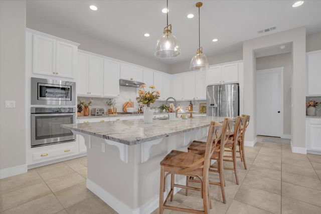 262 Gemstone Ln, Ripon, CA 95366