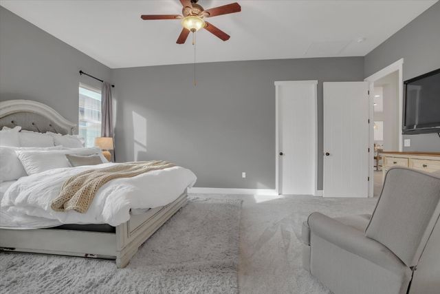 262 Gemstone Ln, Ripon, CA 95366