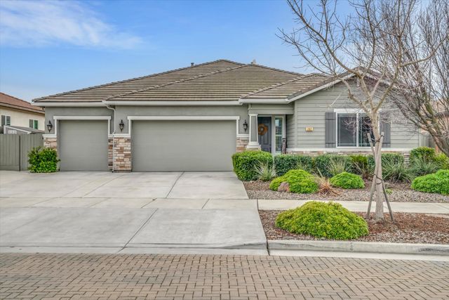 262 Gemstone Ln, Ripon, CA 95366