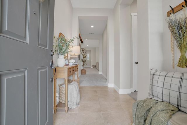 262 Gemstone Ln, Ripon, CA 95366