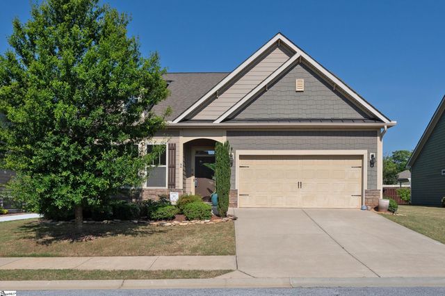 7 Common Oaks Court, Simpsonville, SC 29681