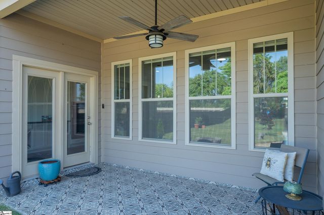 7 Common Oaks Court, Simpsonville, SC 29681