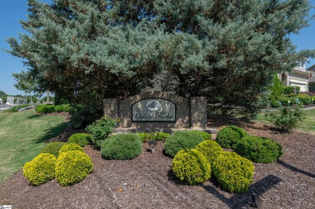 7 Common Oaks Court, Simpsonville, SC 29681