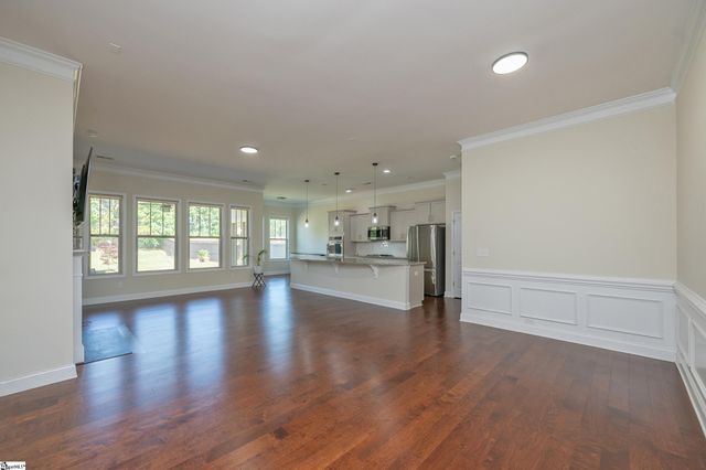 7 Common Oaks Court, Simpsonville, SC 29681
