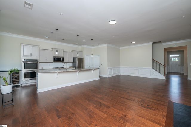 7 Common Oaks Court, Simpsonville, SC 29681