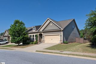 7 Common Oaks Court, Simpsonville, SC 29681