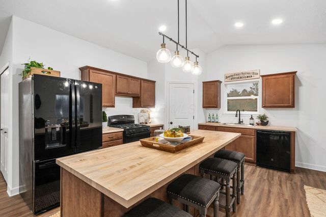 6685 State Route 37 W, Ostrander, OH 43061