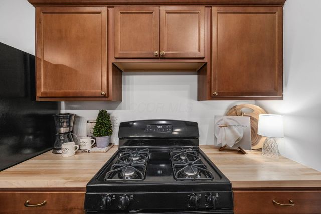 6685 State Route 37 W, Ostrander, OH 43061