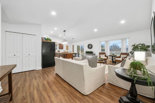 6685 State Route 37 W, Ostrander, OH 43061