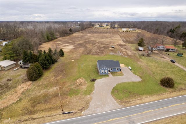 6685 State Route 37 W, Ostrander, OH 43061