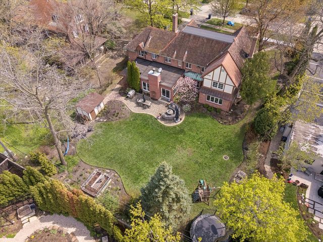 1018 EASTWOOD Road, Glencoe, IL 60022