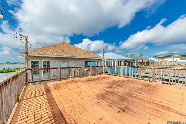 102-104 Trout Ct, Dulac, LA 70353