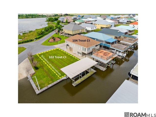 102-104 Trout Ct, Dulac, LA 70353
