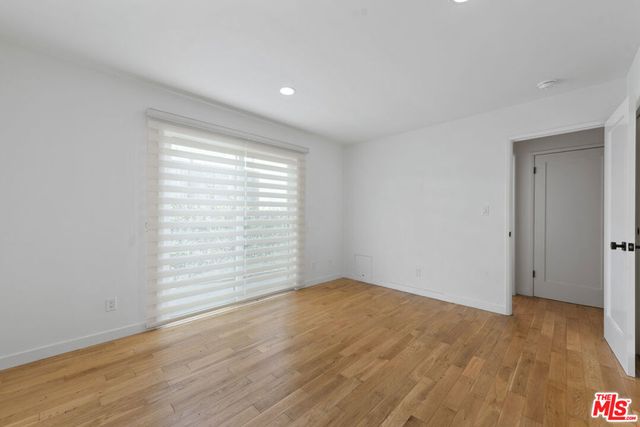 1807 Oak Street, Santa Monica, CA 90405