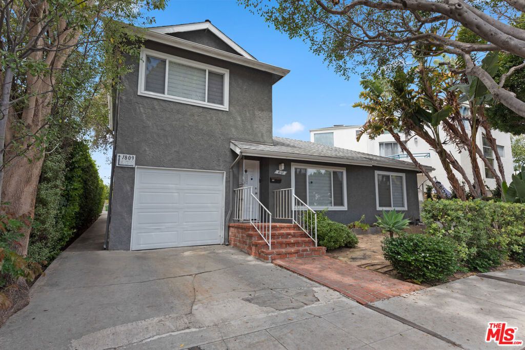 1807 Oak Street, Santa Monica, CA 90405