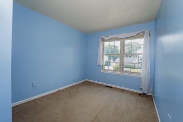 28 CHERRY CIR, Blackwood, NJ 08012