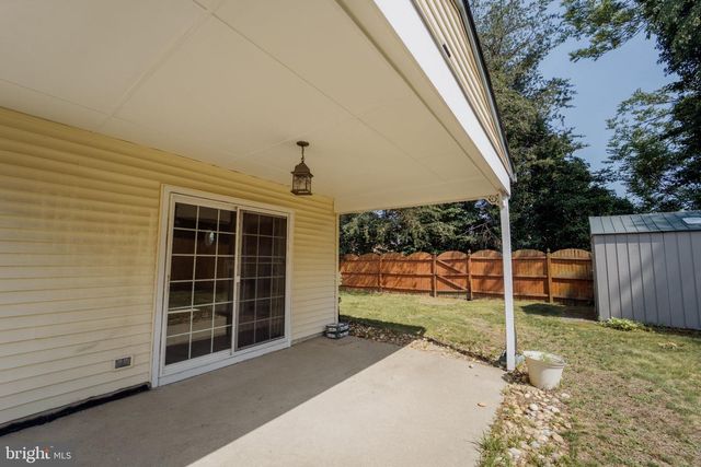 28 CHERRY CIR, Blackwood, NJ 08012