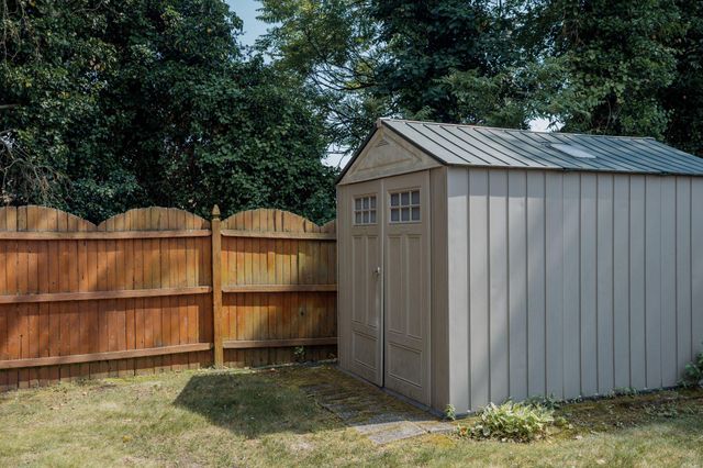 28 CHERRY CIR, Blackwood, NJ 08012