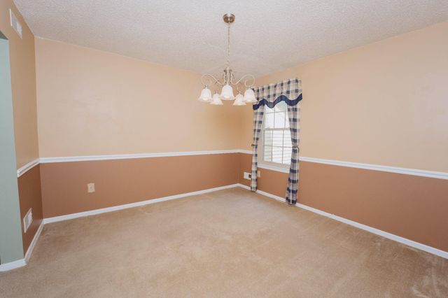 28 CHERRY CIR, Blackwood, NJ 08012
