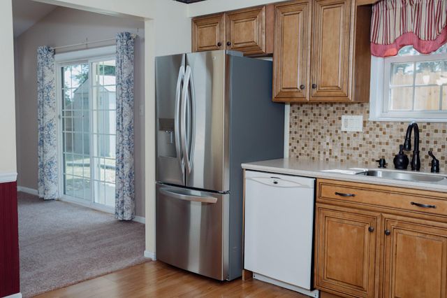28 CHERRY CIR, Blackwood, NJ 08012