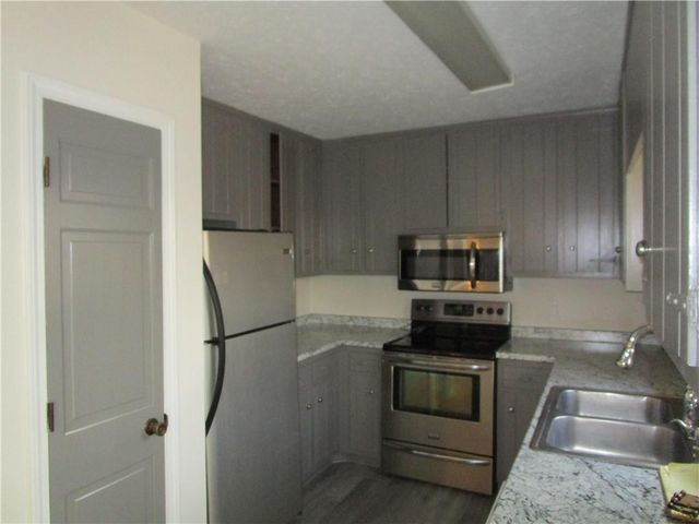 3730 Newport Drive, Gainesville, GA 30506