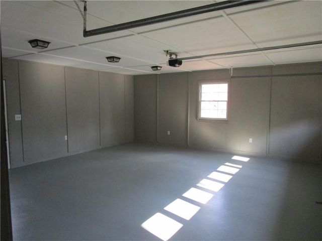 3730 Newport Drive, Gainesville, GA 30506