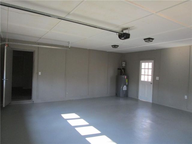 3730 Newport Drive, Gainesville, GA 30506