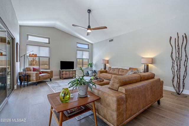 36392 S Wind Crest Drive, Tucson, AZ 85739