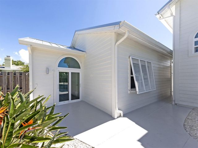 212 SUNRISE DRIVE, Nokomis, FL 34275