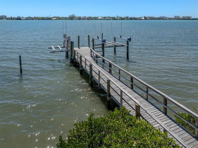 212 SUNRISE DRIVE, Nokomis, FL 34275