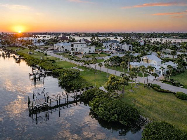 212 SUNRISE DRIVE, Nokomis, FL 34275