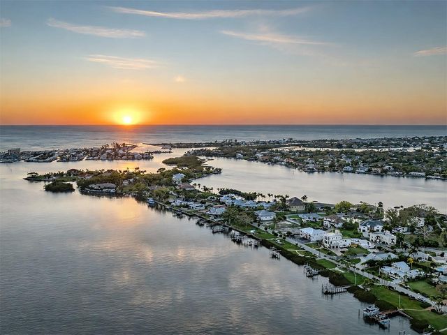 212 SUNRISE DRIVE, Nokomis, FL 34275