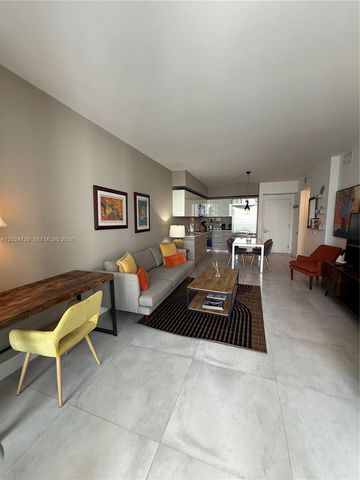 1300 Brickell Bay Dr 1007, Miami, FL 33131
