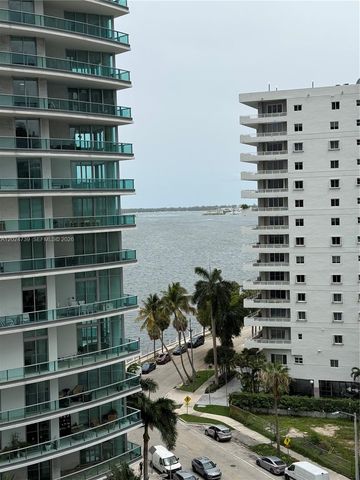 1300 Brickell Bay Dr 1007, Miami, FL 33131