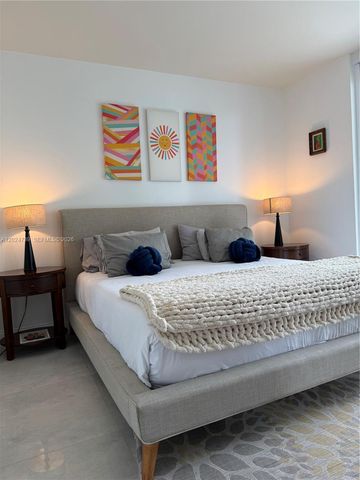 1300 Brickell Bay Dr 1007, Miami, FL 33131