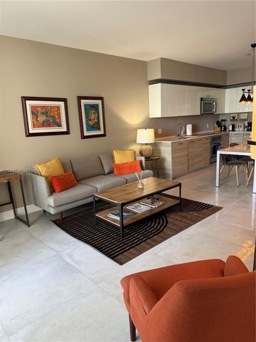 1300 Brickell Bay Dr 1007, Miami, FL 33131