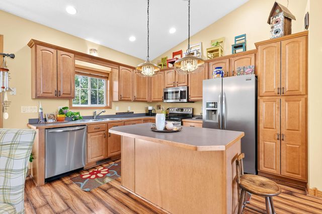 2733 Galway Court, Hudson, WI 54016