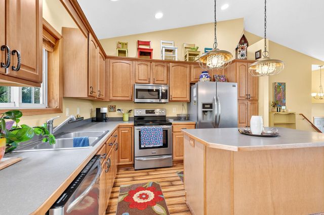 2733 Galway Court, Hudson, WI 54016
