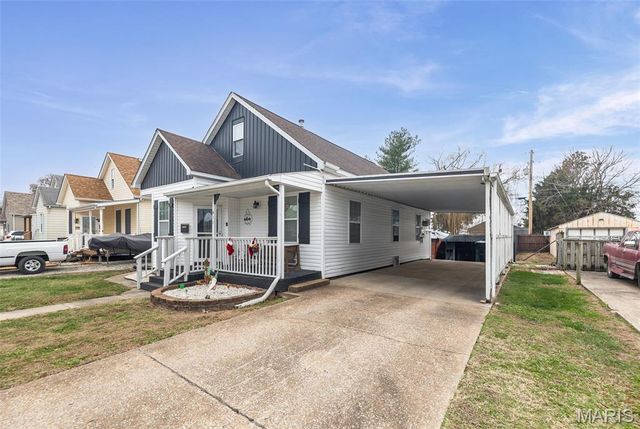 411 State Street, Dupo, IL 62239