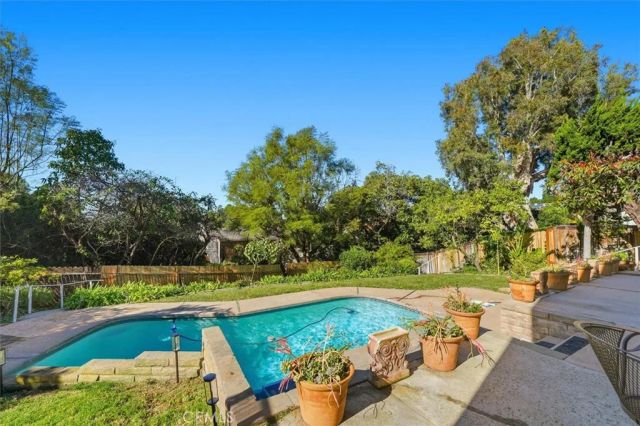 1917 Via Estudillo, Palos Verdes Estates, CA 90274