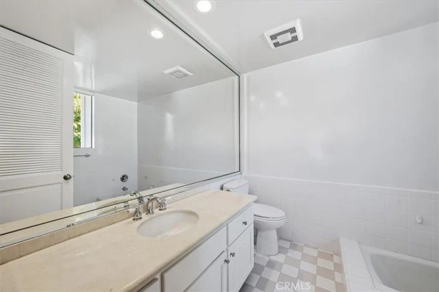 1917 Via Estudillo, Palos Verdes Estates, CA 90274