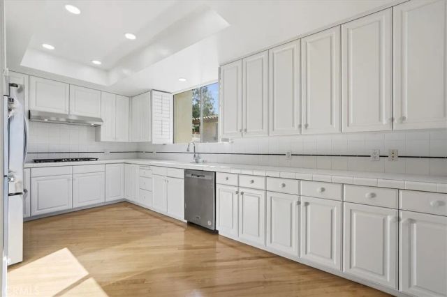 1917 Via Estudillo, Palos Verdes Estates, CA 90274