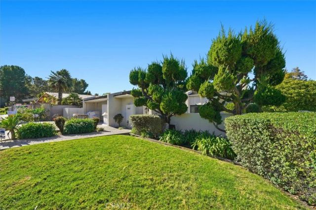 1917 Via Estudillo, Palos Verdes Estates, CA 90274