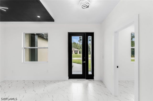 4204 E 24th ST, Alva, FL 33920
