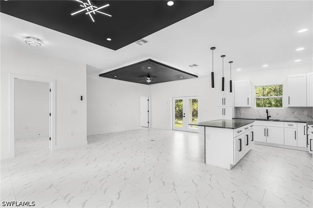 4204 E 24th ST, Alva, FL 33920