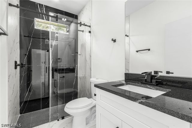 4204 E 24th ST, Alva, FL 33920