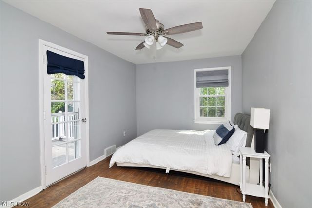 17407 Lomond Boulevard, Shaker Heights, OH 44120