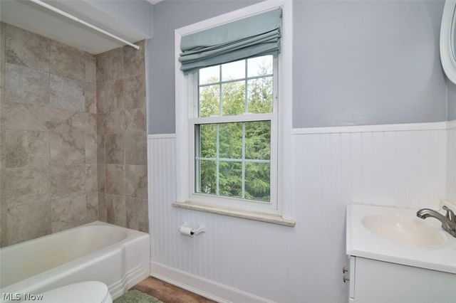 17407 Lomond Boulevard, Shaker Heights, OH 44120