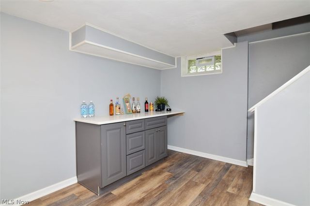 17407 Lomond Boulevard, Shaker Heights, OH 44120